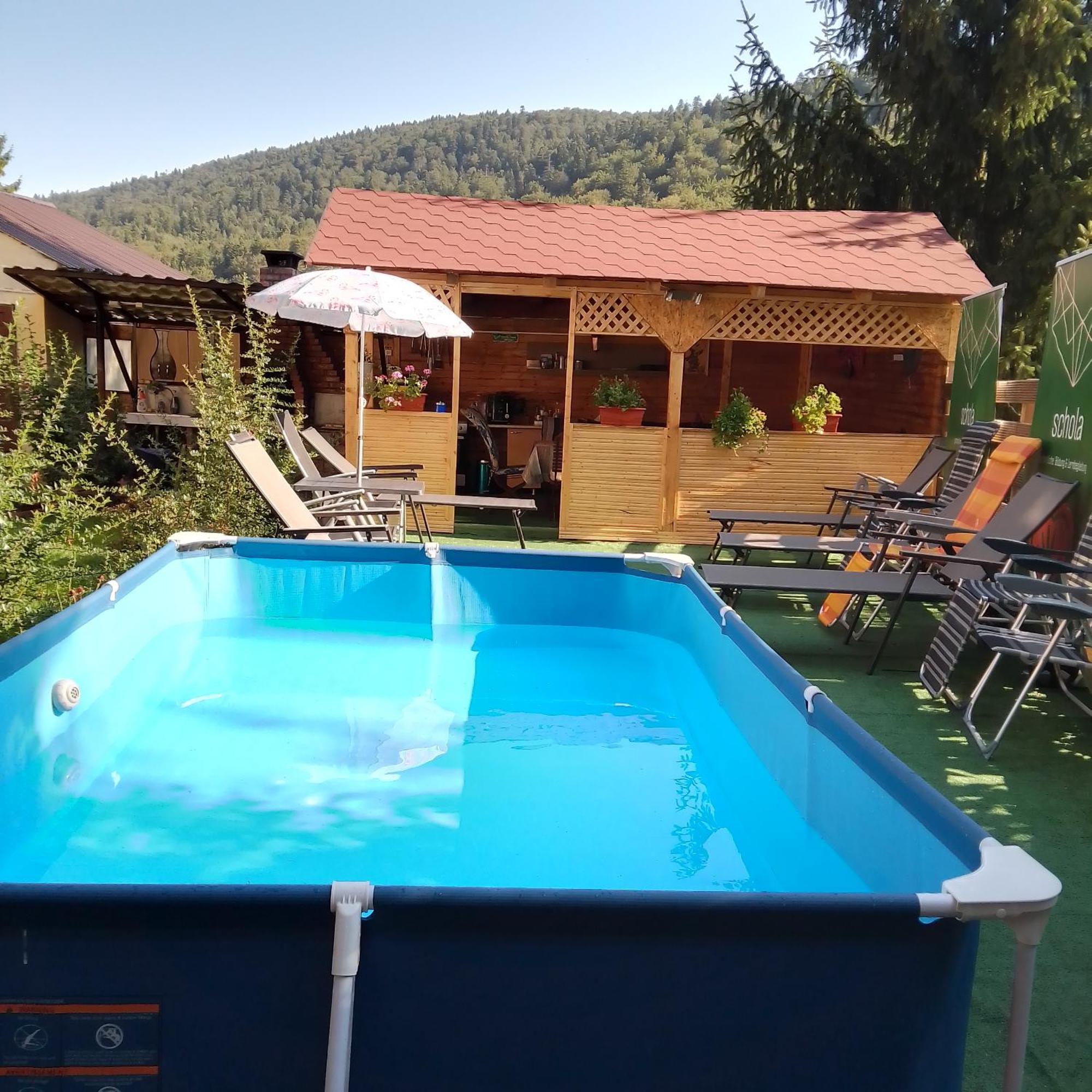 Casa Nicolas Buşteni エクステリア 写真
